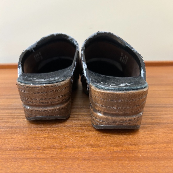 Vintage Suede Dansko Clogs - Picture 6 of 7
